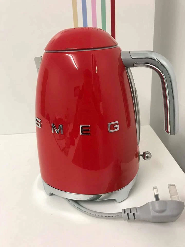 Smeg KLF03 50's Retro Kettle, Choice of Colour, Customer Return, Dent/Scratch