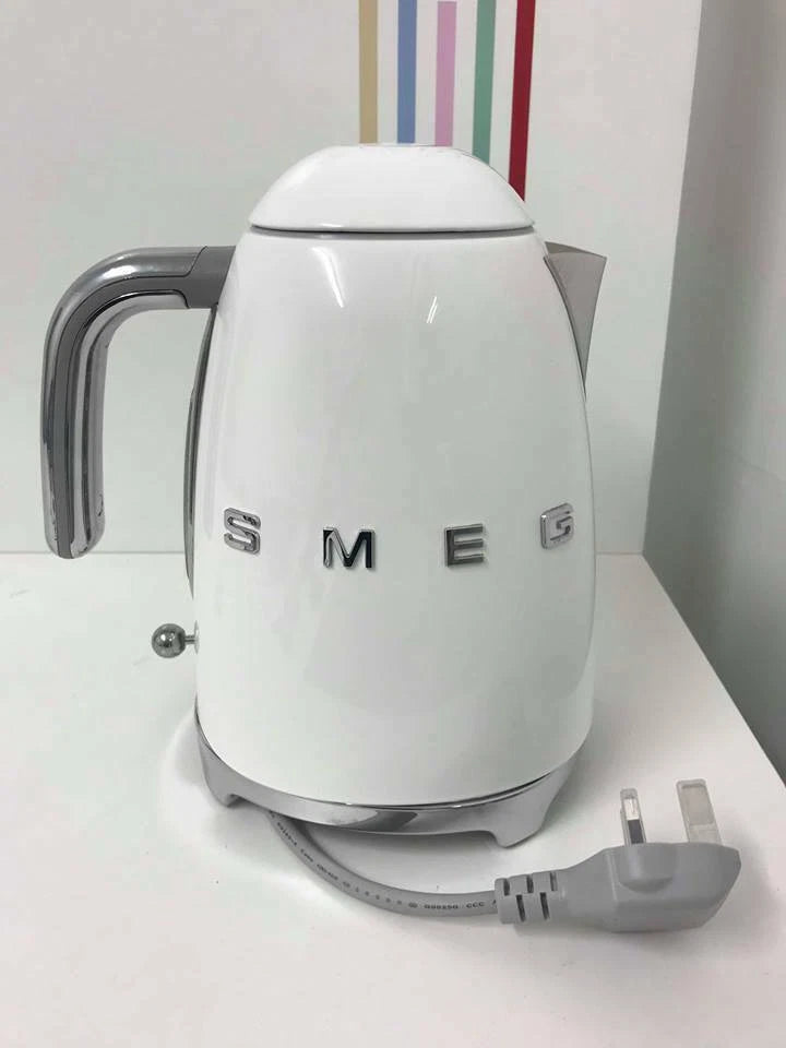 Smeg KLF03 50's Retro Kettle, Choice of Colour, Customer Return, Dent/Scratch