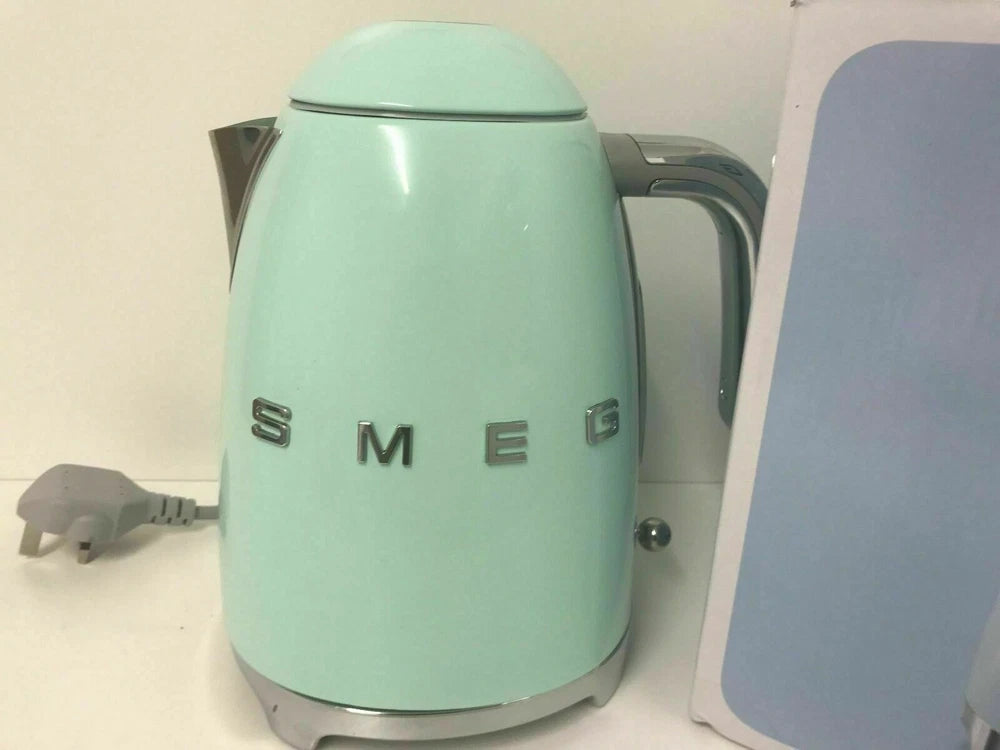 Smeg KLF03 50's Retro Kettle, Choice of Colour, Customer Return, Dent/Scratch